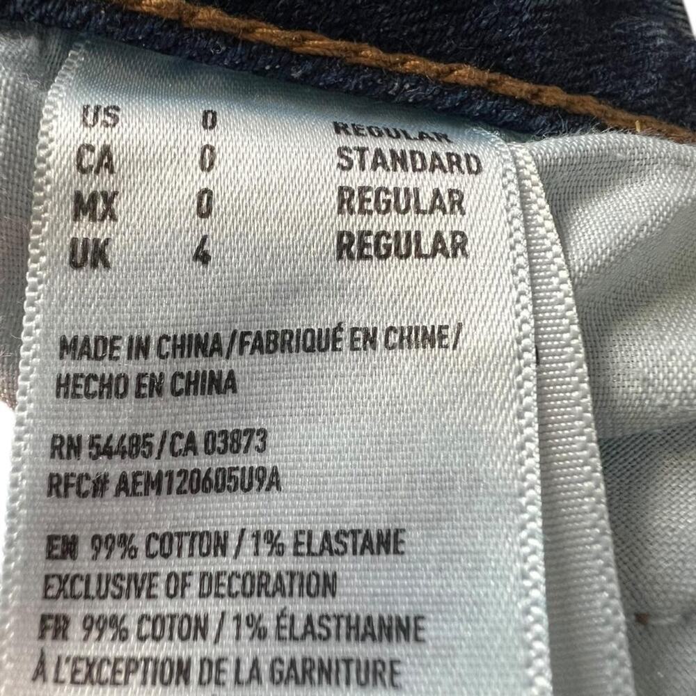 American Eagle Tomgirl Boyfriend Jeans Womens 0 Blue Distressed Stretch Raw Hem - Picture 4 of 8